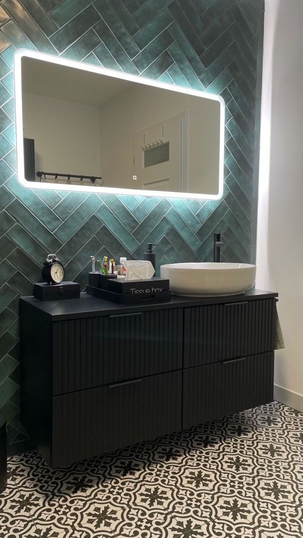 Koupelnová skříňka ADELLE ČERNÁ 82-60 - pod umyvadlo 120