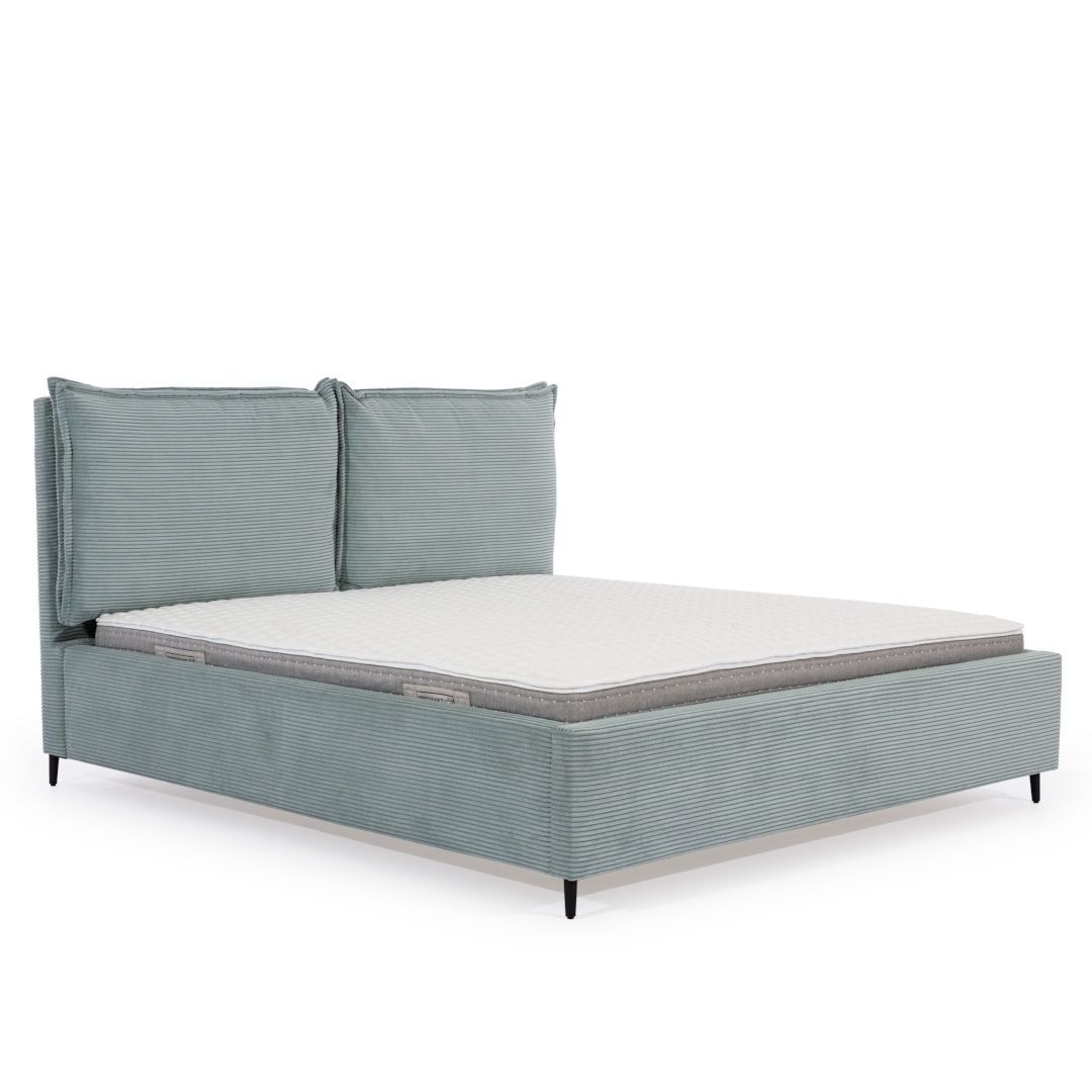 MANŽELSKÁ POSTEL  CHARLOTA